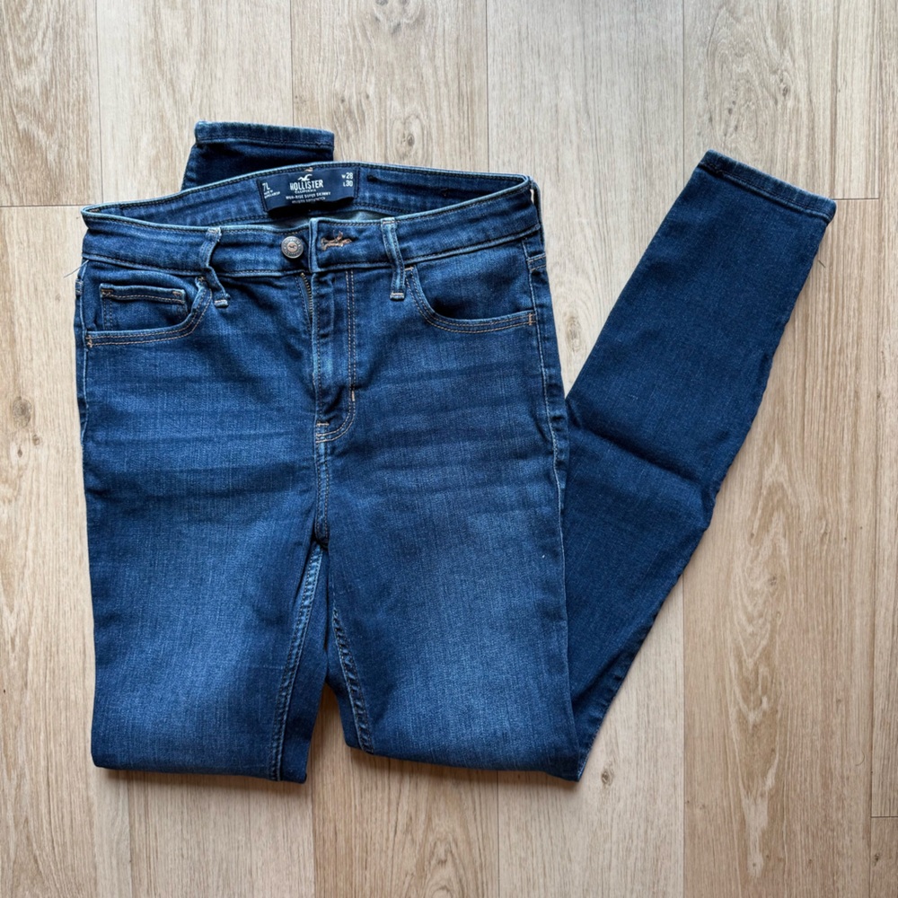 Hollister Medium Blue Denim Jeans